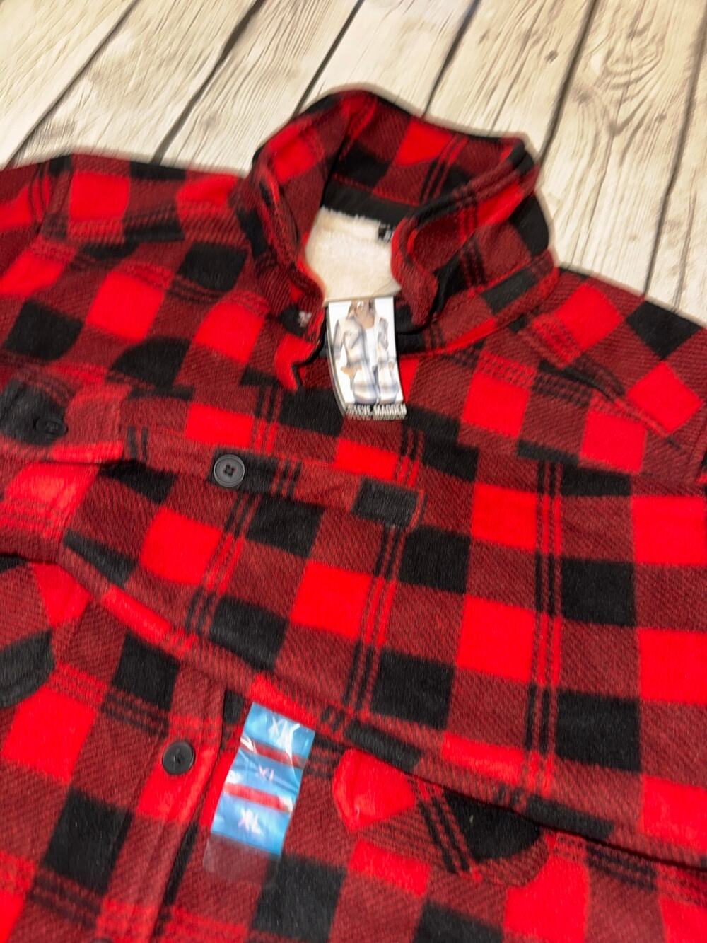 Title:
Steve Madden Plaid Jacket Red Black Button Front Shacket Coat NWT